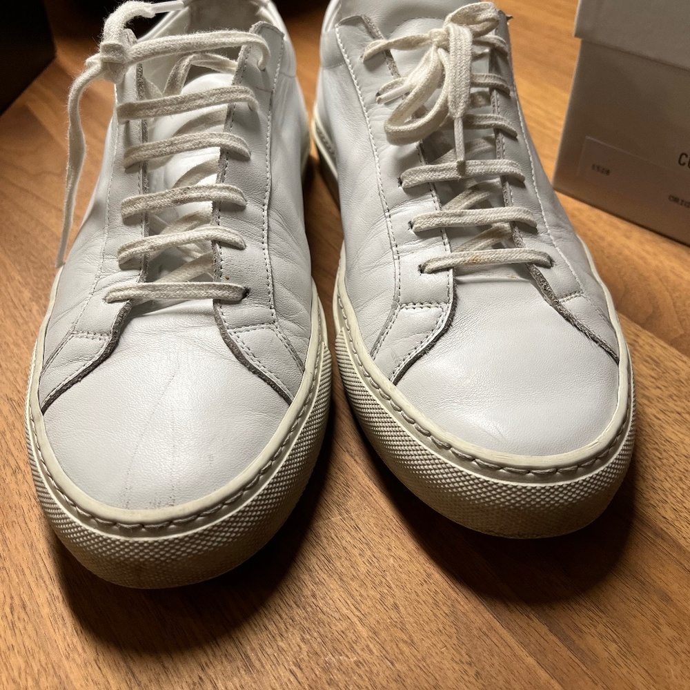 Mens Common Projects Achilles sneakers white. Size 43